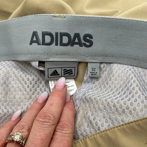 ADIDAS Men’s Khaki Quick Dry Golf Shorts, Size 32, EUC. - Picture 6 of 6